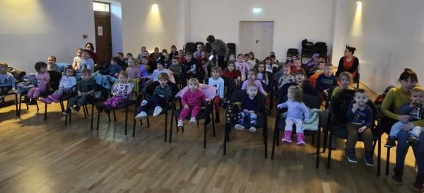 IMG-4d1ee0bca93d5e9441d8b568ee43556b-V