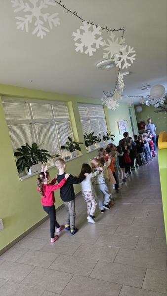 foto/IMG-1f4aeff8c572b157448dbb555de5a320-V