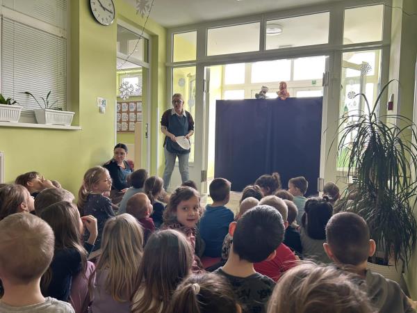 foto/IMG-21d24760caa1618b575e06cf5cc60464-V