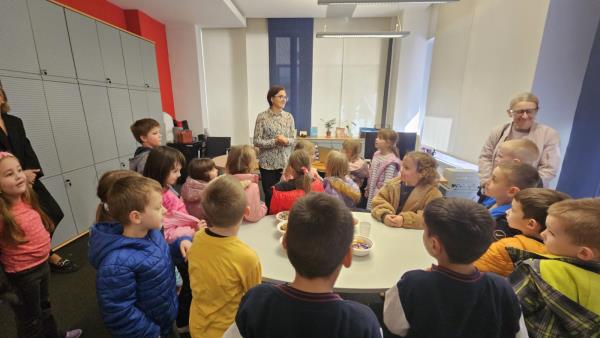 foto/IMG-2c7c8c53f16140d734b807c4adf19200-V