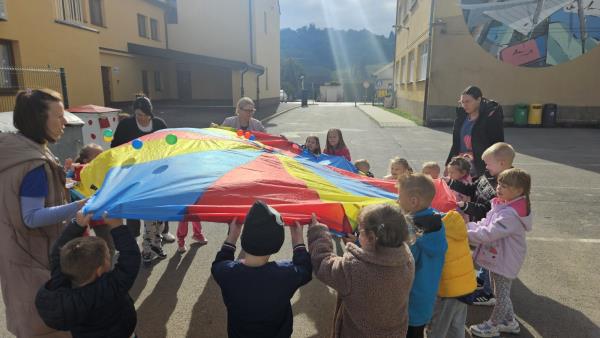 foto/IMG-2df39905d6c2f23f387f522a6c45fccf-V