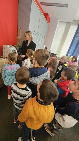 foto/IMG-38c5d5e438558e587a19de5cc45dcb3a-V