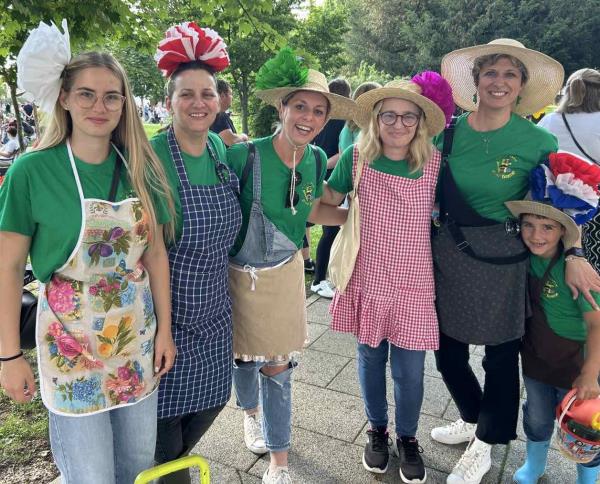 foto/IMG-4e0b30eb4736b9970dbd757cd6932260-V