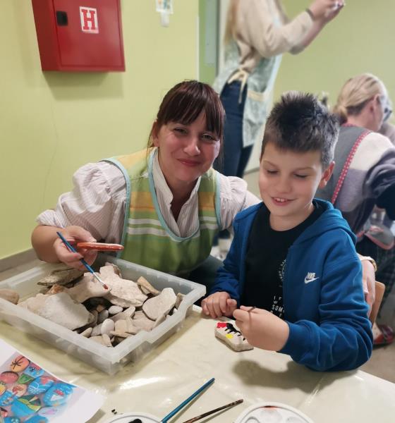 foto/IMG-4f969fd920d0b70a237072b925635847-V