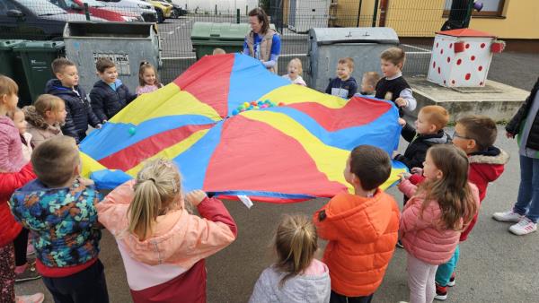 foto/IMG-6042e104c4193d34c675578a69b5cd0e-V