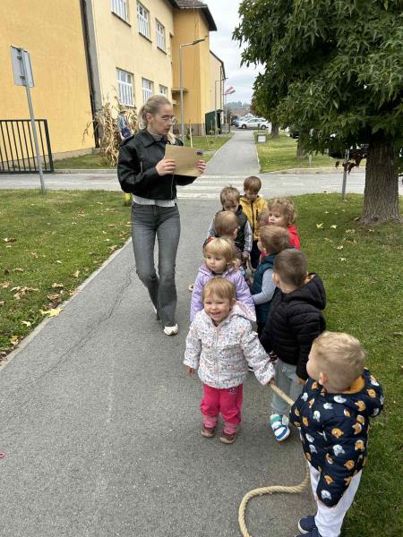 foto/IMG-90ea4a59c0cabad022dafcc898ad5889-V