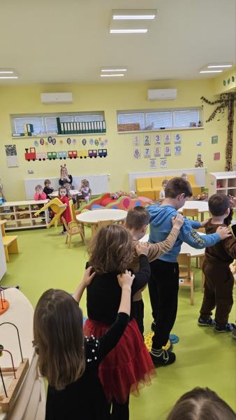 foto/IMG-94f2a71bdd0f21e14be04beaf2fcca9b-V