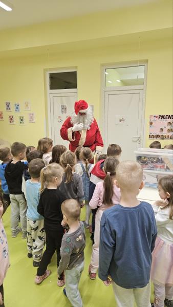 foto/IMG-a07a1945ae0fd47faa0e3b08ba10c5a8-V