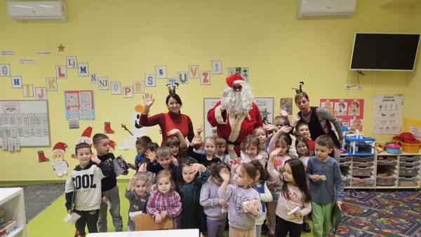 foto/IMG-a7628c2c122e20a561c99720b22cea9d-V