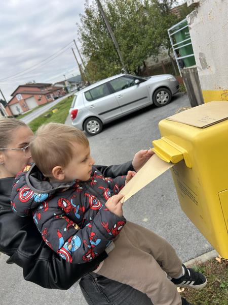 foto/IMG-b465df278d31087417d4fdfb446a7bae-V