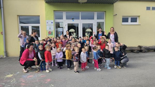 foto/IMG-b9f121ea31802e029cd25563b3ea5d37-V