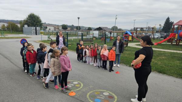 foto/IMG-c87f00a222410024bce1cc2225ea3356-V