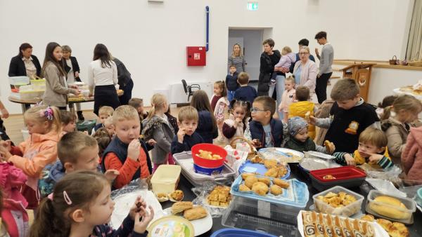 foto/IMG-e91808d38321839f1de7caaf04d4b933-V